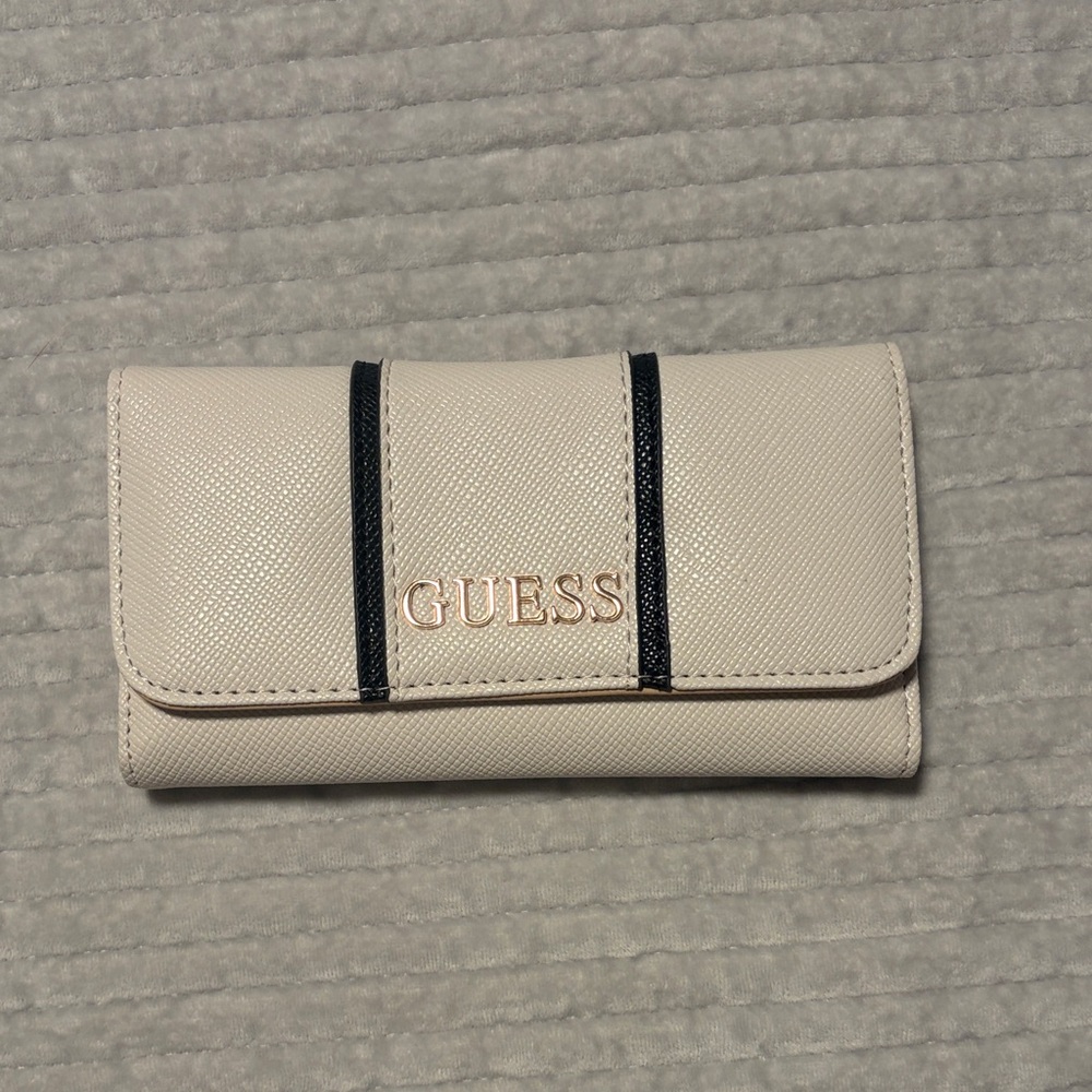 GUESS Beige and Black Women's Wallet